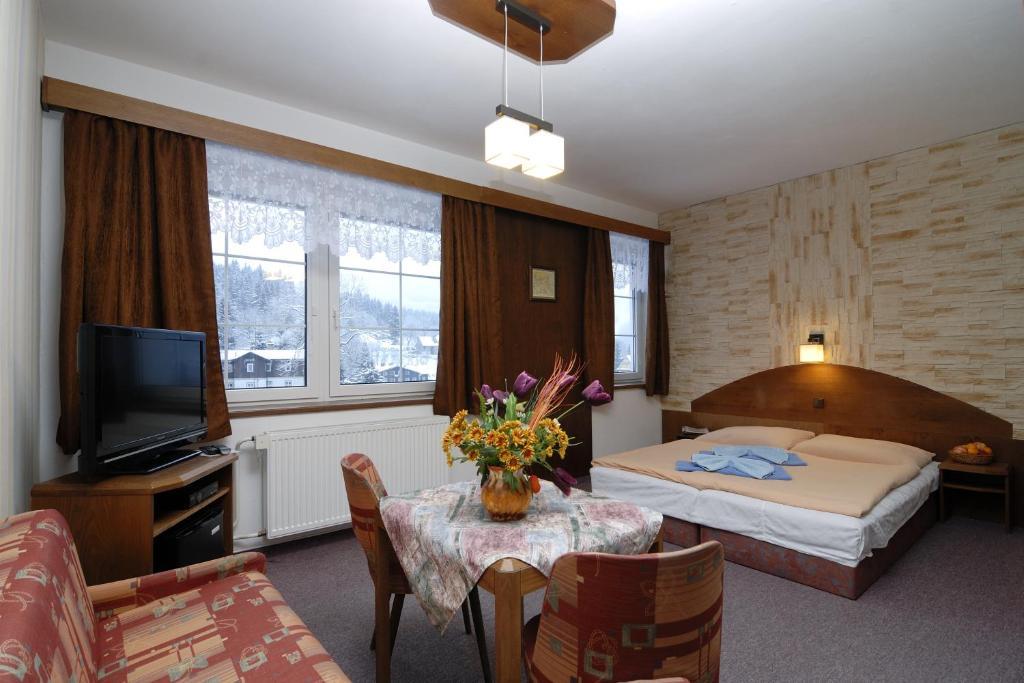 Hotel Pension Fuka Špindlerŭv Mlýn Zimmer foto